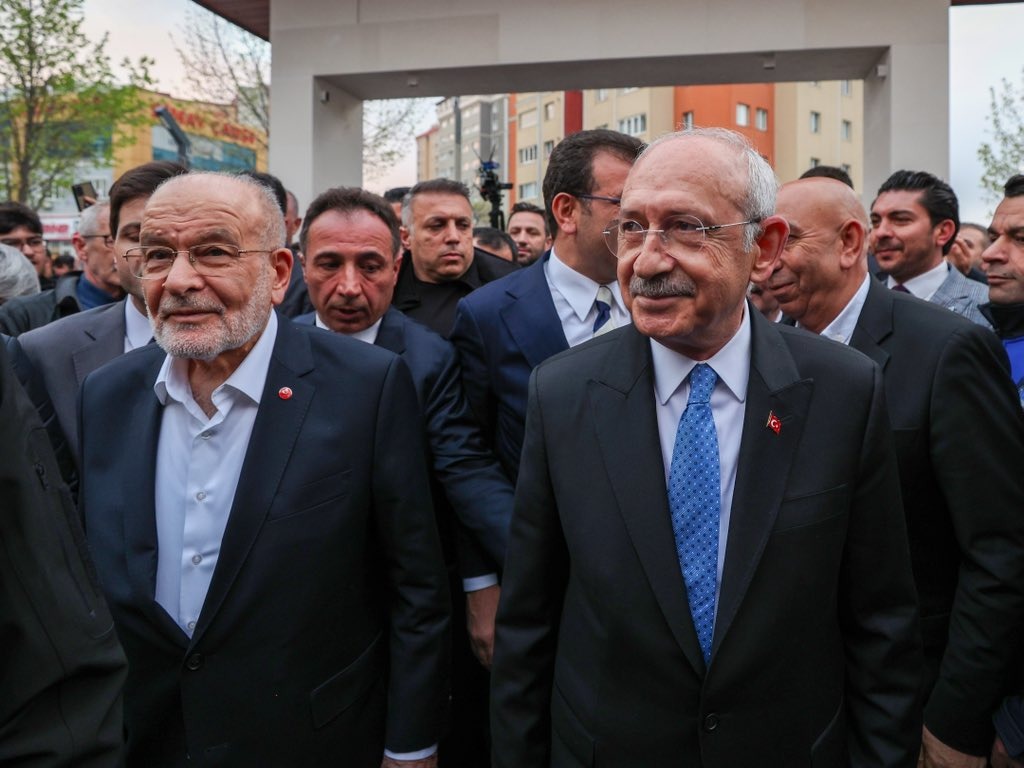 Kılıçdaroğlu'ndan Karamollaoğlu ile birlikte Kadir Gecesi paylaşımı