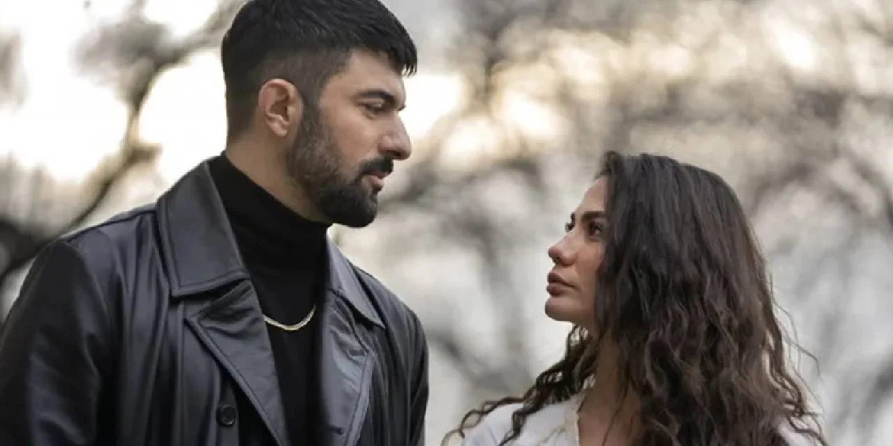 Bomba bölüm...Tahir görevi kabul edecek mi? Adım Farah dizisinin yeni bölümünde neler oluyor? Adım Farah dizisi bu akşam var mı?