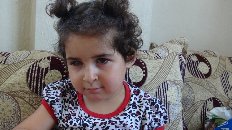 3 yaşındaki Kübra'nın ameliyat sonrası dünyası karardı