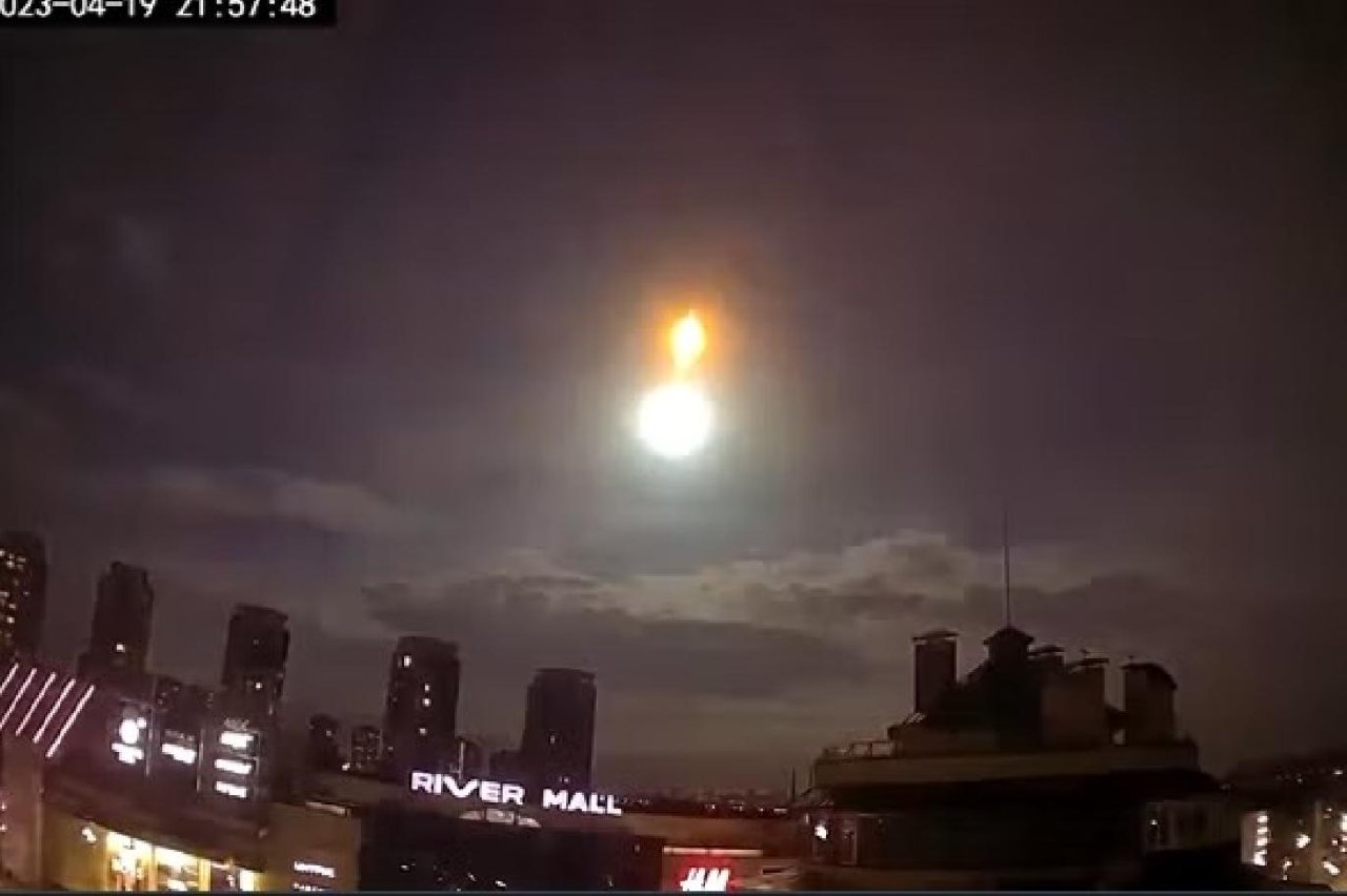 Bu açıklama dünyayı korkuttu :NASA, Ukrayna'da görülen gizemli parlak ışığın kendilerinden kaynaklanmadığını açıkladı