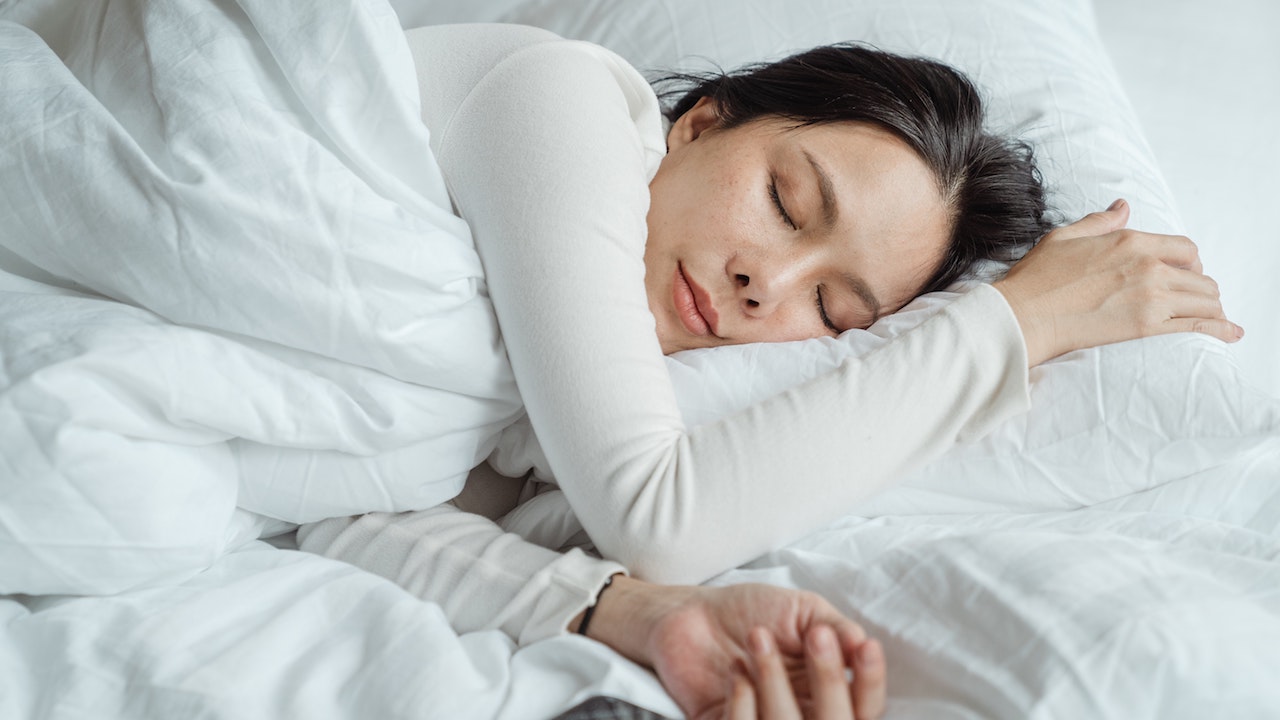 Bu şekilde uyumayın! İdrar ve solunum yolları için büyük risk oluşturuyor