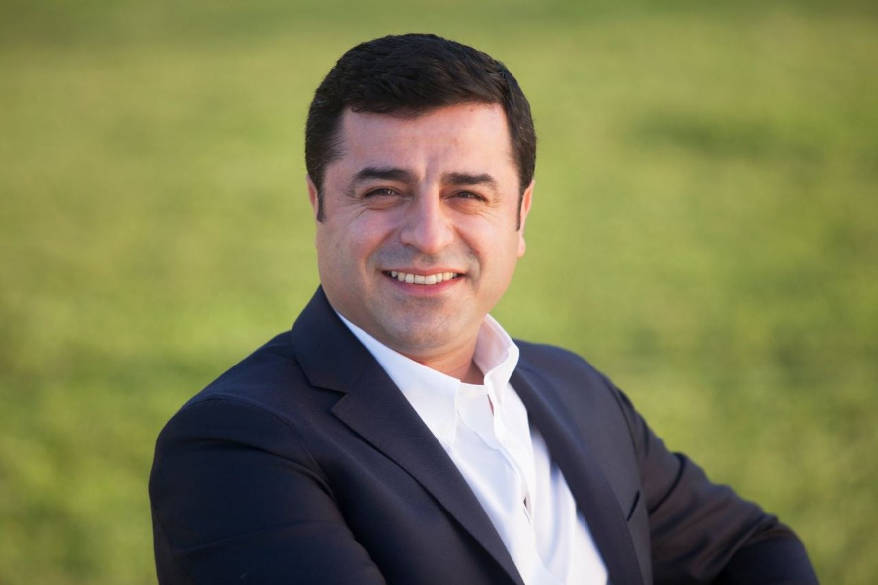 Selahattin Demirtaş İstifa Etti Mi?