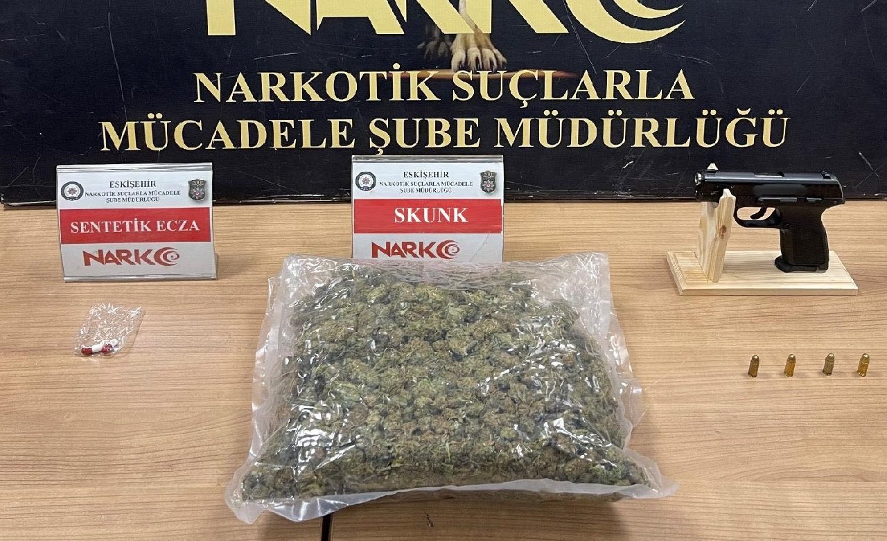 Eskişehir’de 1 kilo skunk ele geçirildi