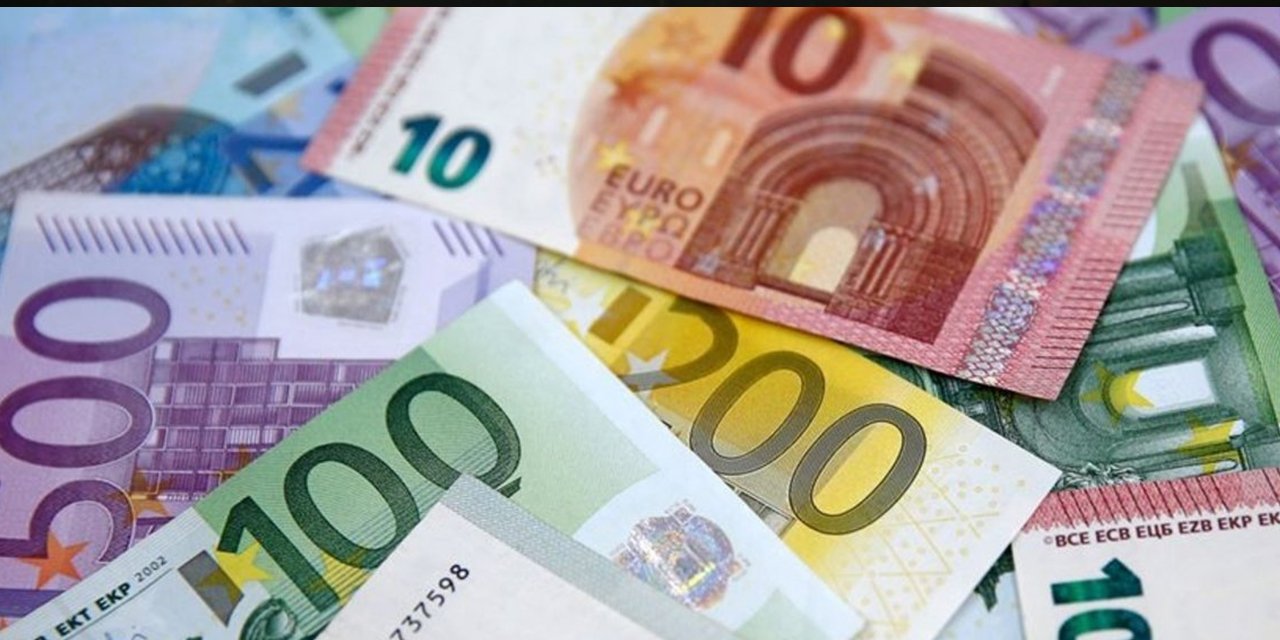 Euro rekor tazeledi... Dolar ve Euro ne kadar oldu?