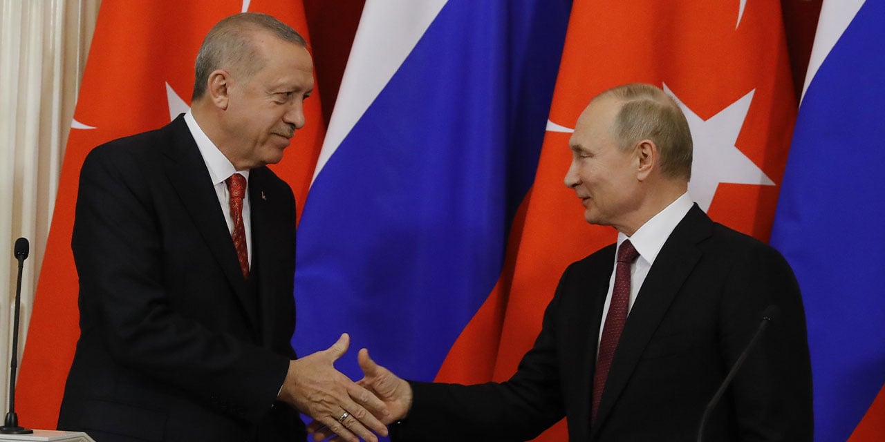 Putin'in Türkiye'ye Gelmeme Nedeni Erdoğan'ın Kaybetme İhtimali Mi? Canlı Yayında Çarpıcı Yorum