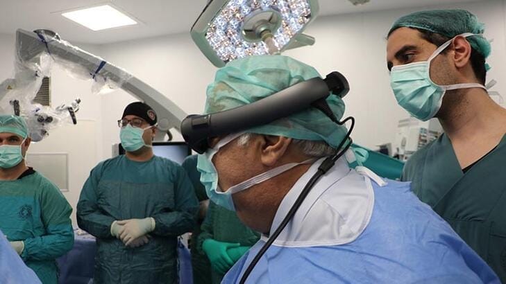 Ankara'da 'Metaverse' Destekli 6'ncı Beyin Ameliyatı Yapıldı