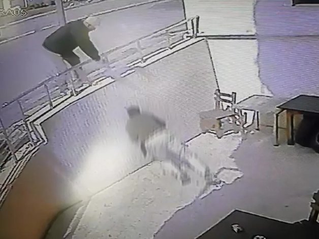 Eski eşinin yeni sevgilisine böyle kurşun yağdırdı