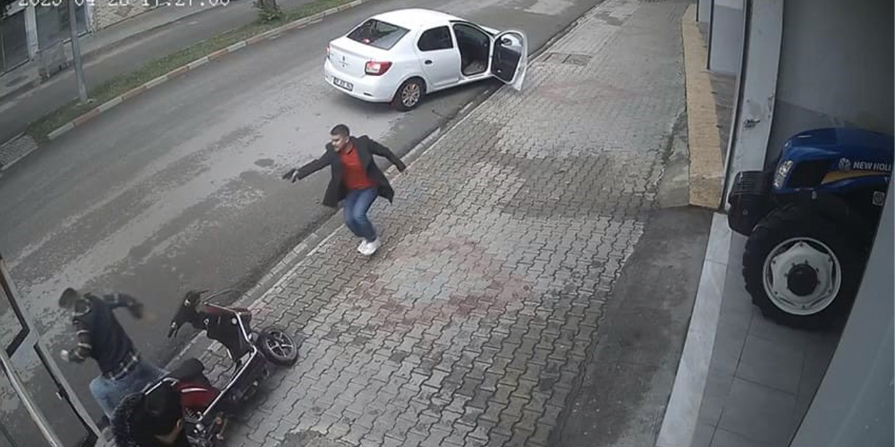 Adana'daki silahlı kavga kamerada: 3 yaralı