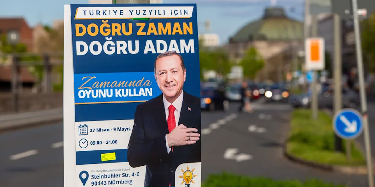 Erdoğan'ın Seçim Afişleri Ülkeyi Karıştırdı