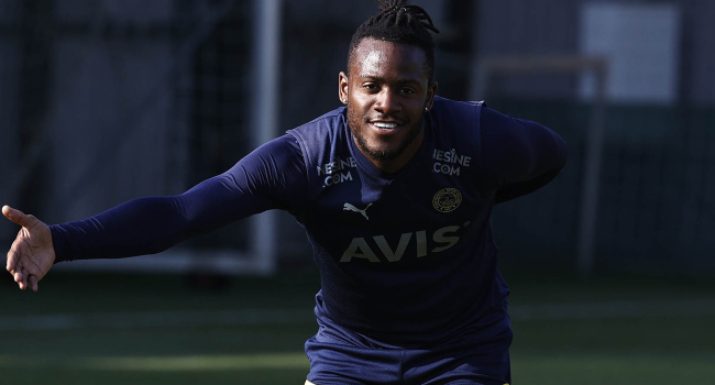 Batshuayi için son kararı Jesus verecek