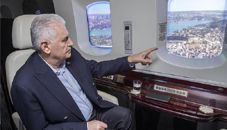 Binali Yıldırım 3. havalimanı inşaatını havadan inceledi