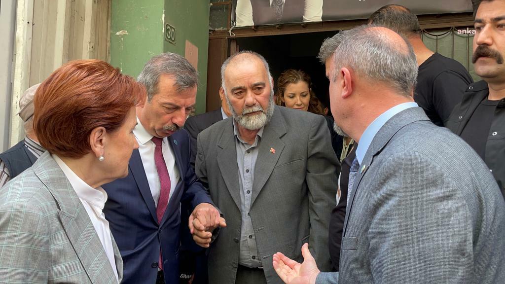 Meral Akşener ve Mansur Yavaş, Bursa mitingi öncesi Sinan Ateş'in ailesini ziyaret etti