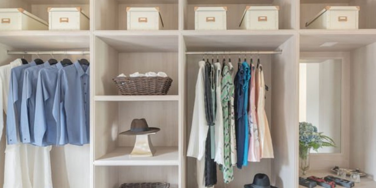 Gardırobunuz bir türlü düzenli kalmıyor mu? İşte gardırop düzeni için kurtarıcı öneriler...