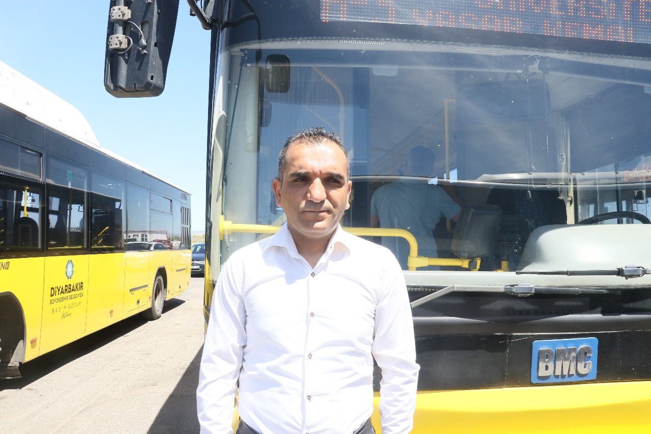 Toplu Taşıma Bugün Ücretsiz Mi? 19 Mayıs'ta Otobüs Metro, Metrobüs, Tramvay, Marmaray Ücretsiz Mi?