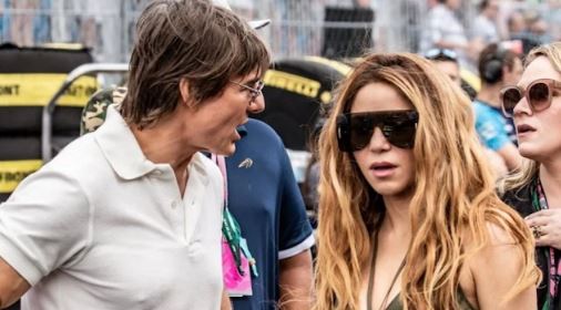 Tom Cruise Takipte: Shakira'ya Çiçek Göndermiş