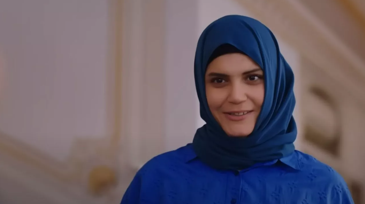 Feyza Civelek'i gören bir daha baktı: 'Kızılcık Şerbeti'nin Nilay'ın cesur pozlarına beğeni ve yorum yağdı: İşte o kareler...