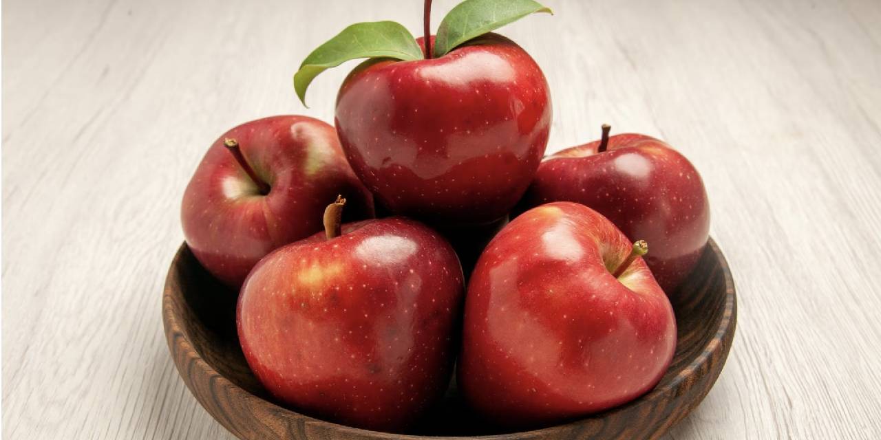 Niçin günde 1 elma yemeliyiz? Faydalarını okuyunca vazgeçemeyeceksiniz...
