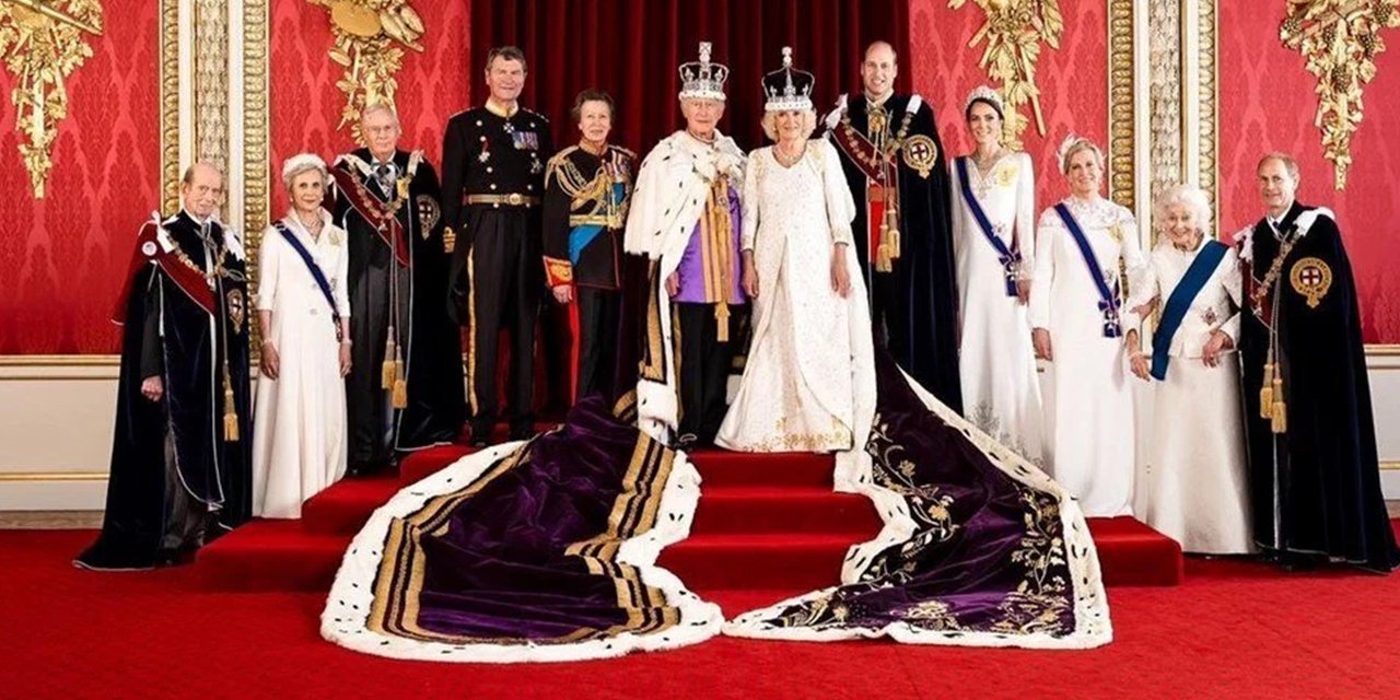 Resmi kraliyet portreleri yayınlandı! Çekirdek aile...