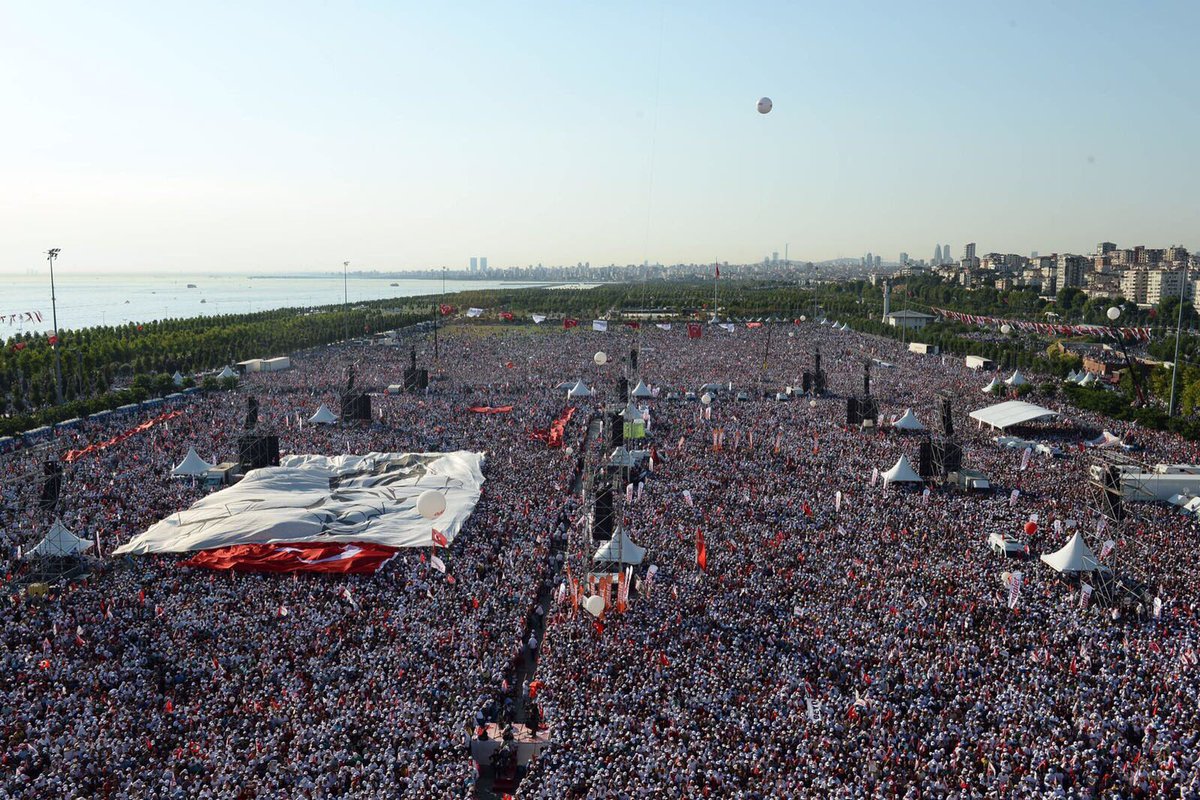 Adalet Buluşması'na kaç kişinin katıldığını Halk TV'ye açıkladı: En az 3 milyon kişi alandaydı
