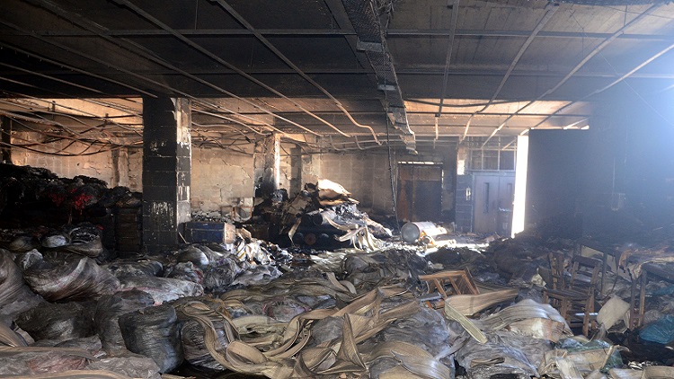 Antep'te terlik imalathanesinde yangın: 16 ve 18 yaşlarındaki iki işçi yaşamını yitirdi