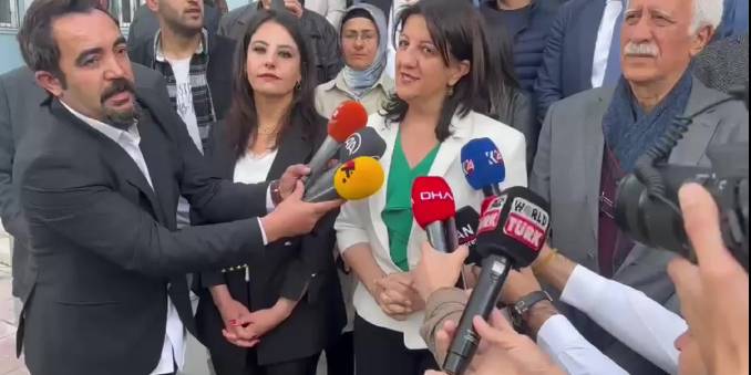 Pervin Buldan Oyunu Van'da Kullandı