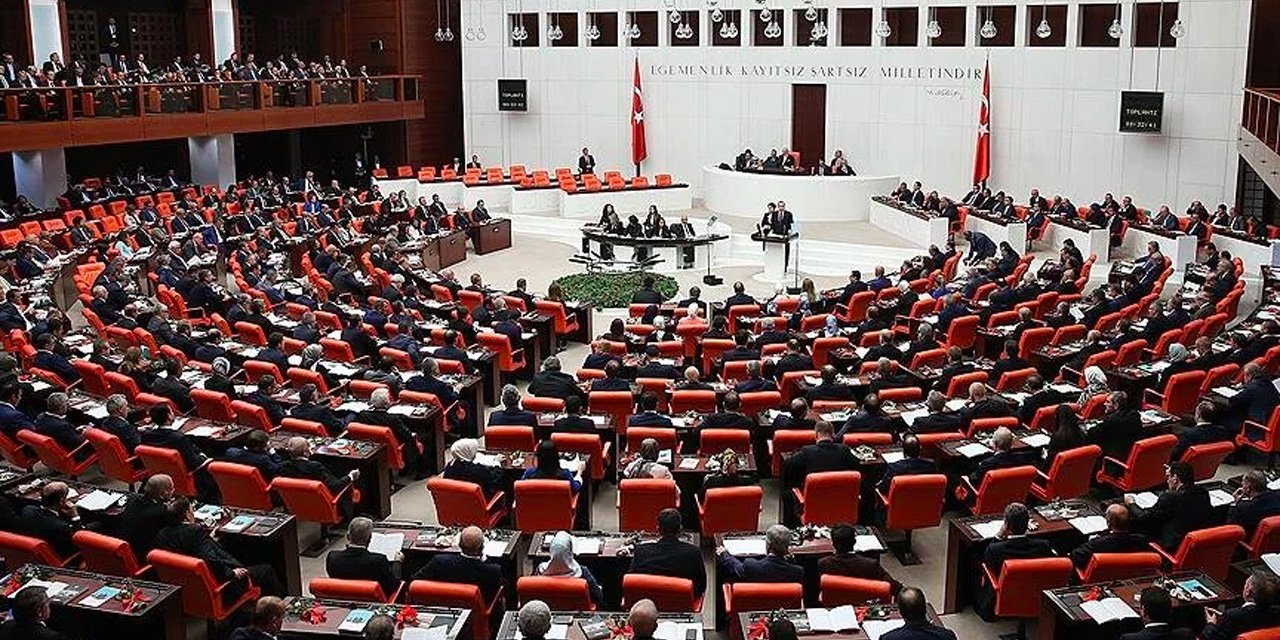 Cumhurbaşkanlığı Kabinesi'nin 16 bakanı milletvekili seçildi
