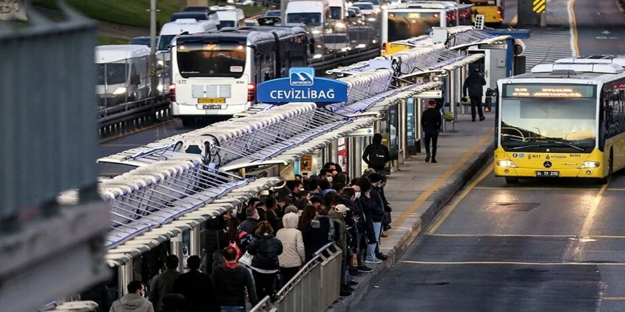 19 Mayıs'ta Toplu Taşıma Ücretsiz mi? 19 Mayıs'ta Metrobüs, Marmaray, Otobüs Ücretsiz Mi Olacak?