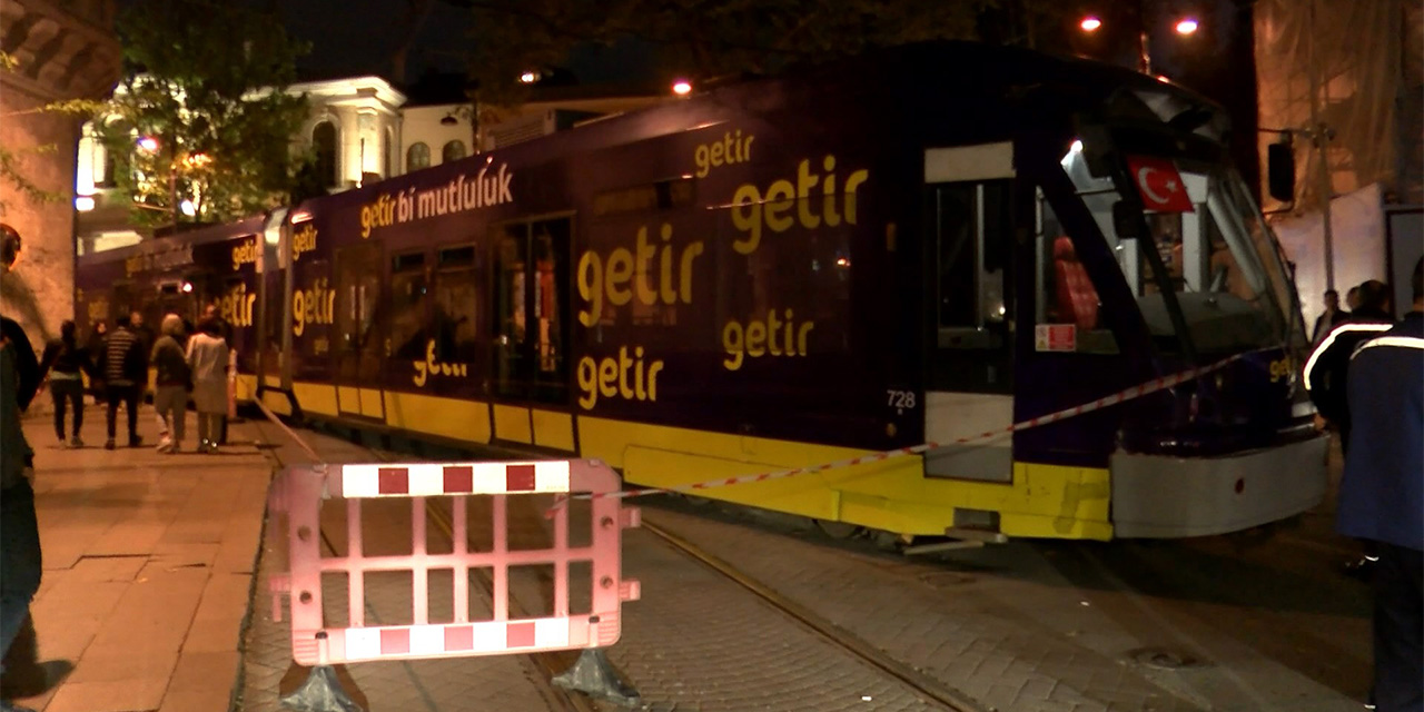Bağcılar- Sultanahmet seferini yapan tramvay raydan çıktı