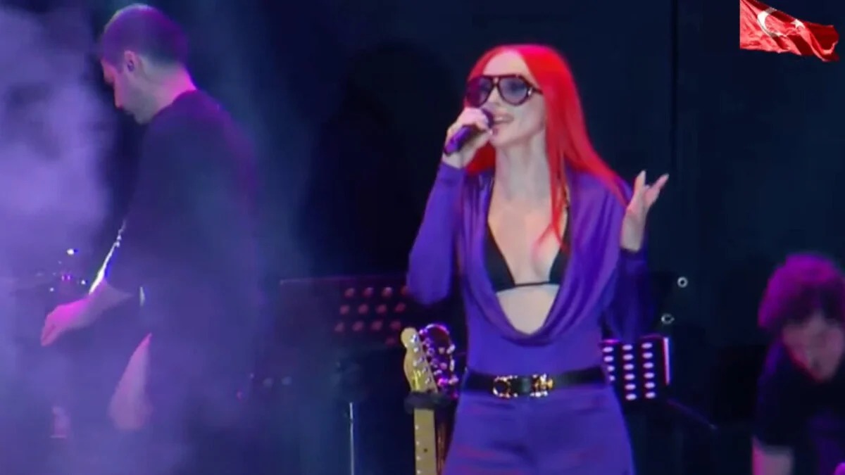 Gülşen 19 Mayıs Sözleri: Rengim Laik Türkiye Cumhuriyeti