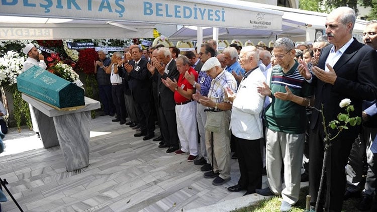 Güngör Uras son yolculuğuna uğurlandı