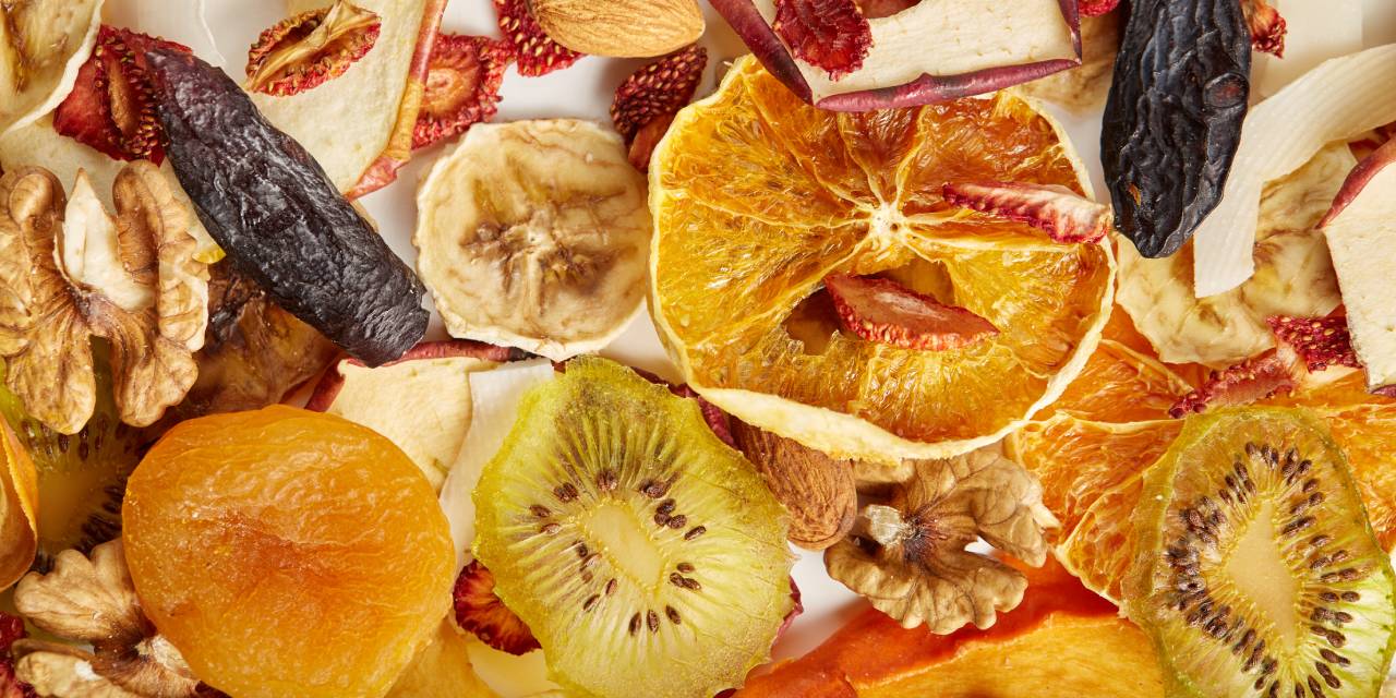 Kuru Meyvelerin Zararları Nelerdir? Kuru Meyveler Göründüğü Kadar Masum Değilmiş!