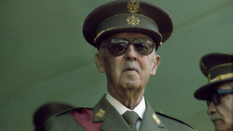Diktatör Franco'nun kemikleri mezarından çıkarılacak