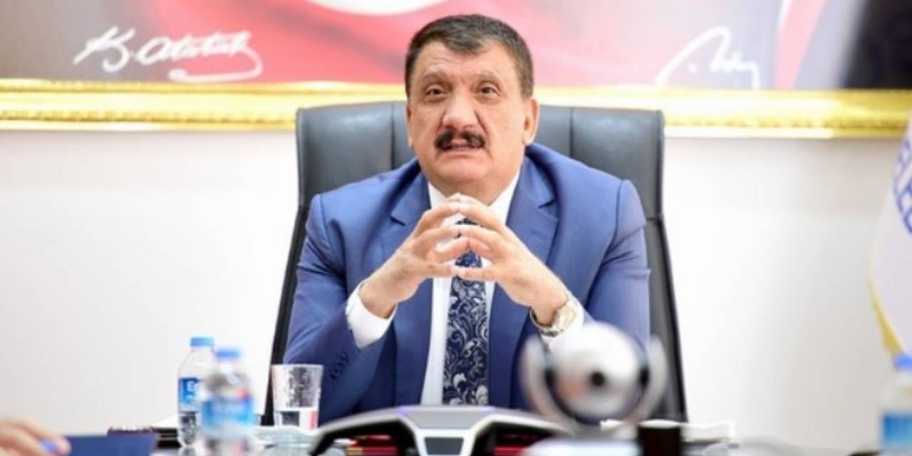 Malatya Belediye Başkanı'nın skandal sözlerine tepki: Azanlar o ağır hasarlı binaları hafif hasarlılara çevirenler değil mi?