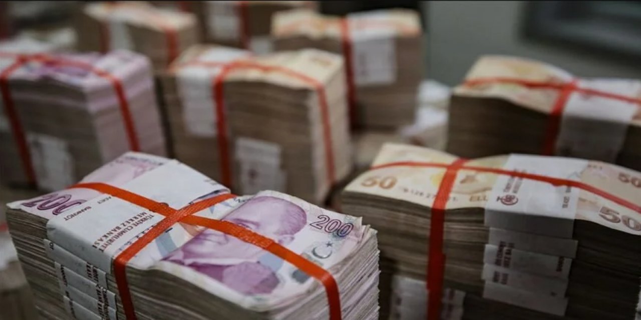 Hazine 14,2 Milyar Lira Borçlandı