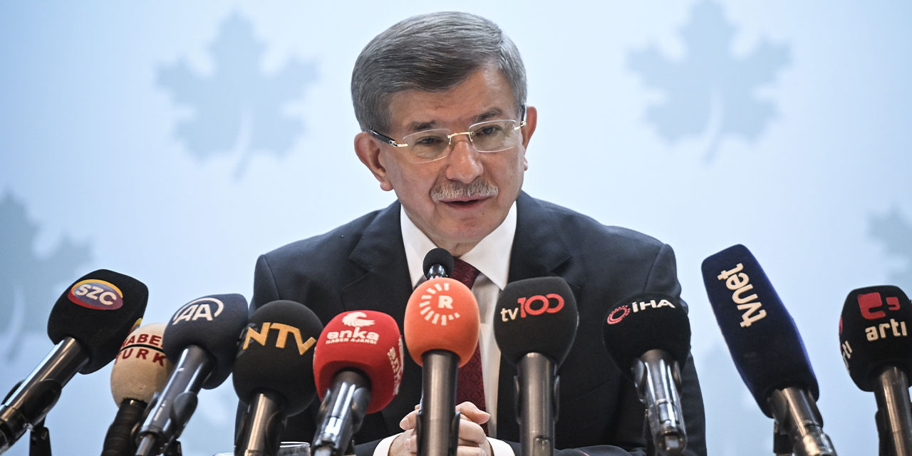 Ahmet Davutoğlu'ndan 'Ümit Özdağ' Açıklaması: 'Böyle Bir Pazarlığa Kılıçdaroğlu Girmez'