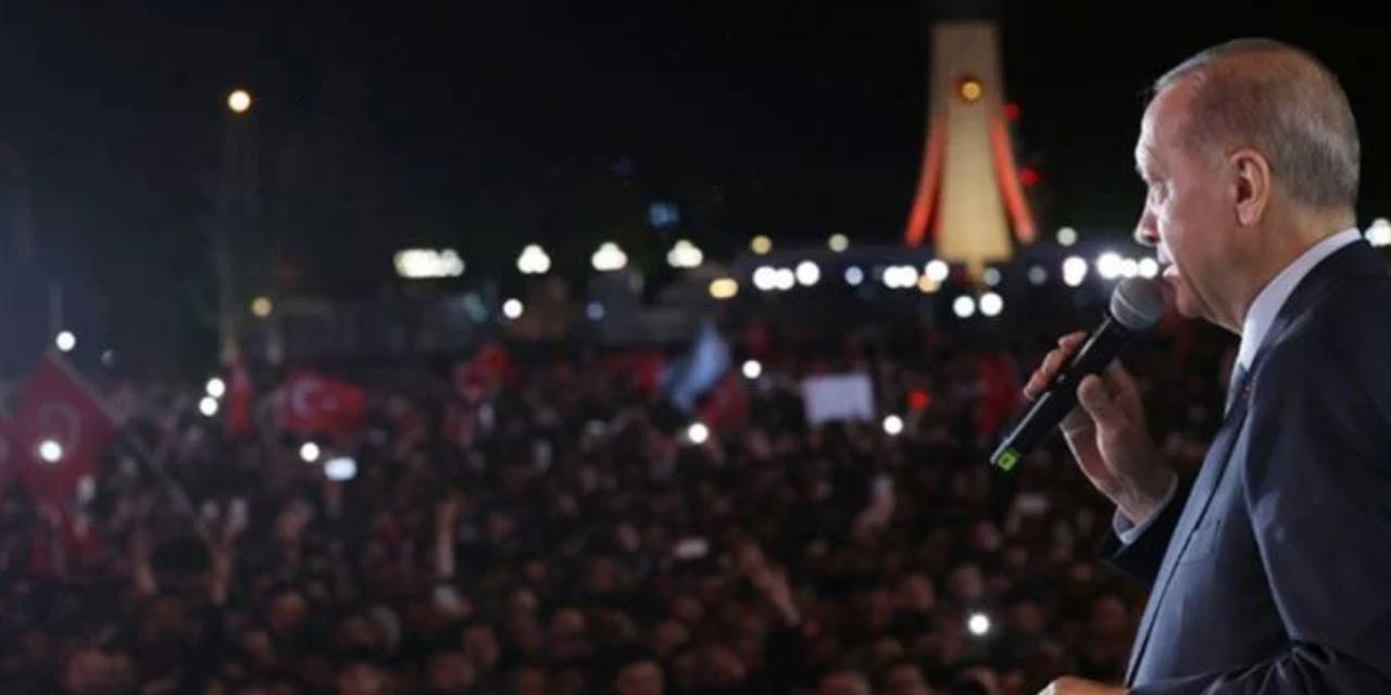 AKP'nin oyları yüzde 7 düştü... Erdoğan'dan AKP İçin Yeni Hamle: Vitrin değişikliği olacak mı?