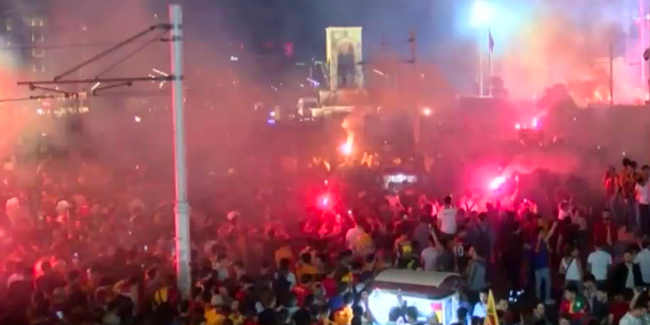 Taksim'de şampiyonluk kutlamaları başladı...