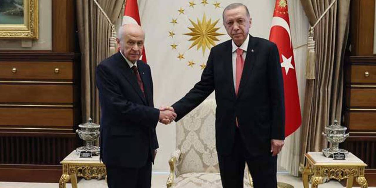 Saray'da Sürpriz 'Soylu' Zirvesi