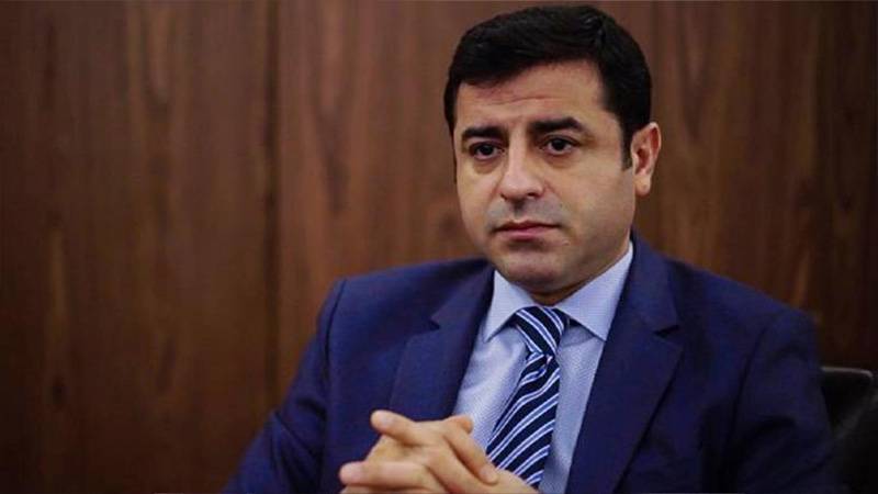 Selahattin Demirtaş: Partime Cumhurbaşkanı adaylığına hazır olduğumu belirttim, gerekçe sunulmadan reddedildi