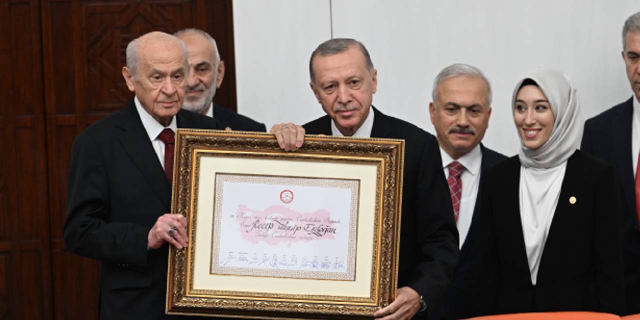 Erdoğan Meclis'te Yemin Etti... Üçüncü Kez Cumhurbaşkanı