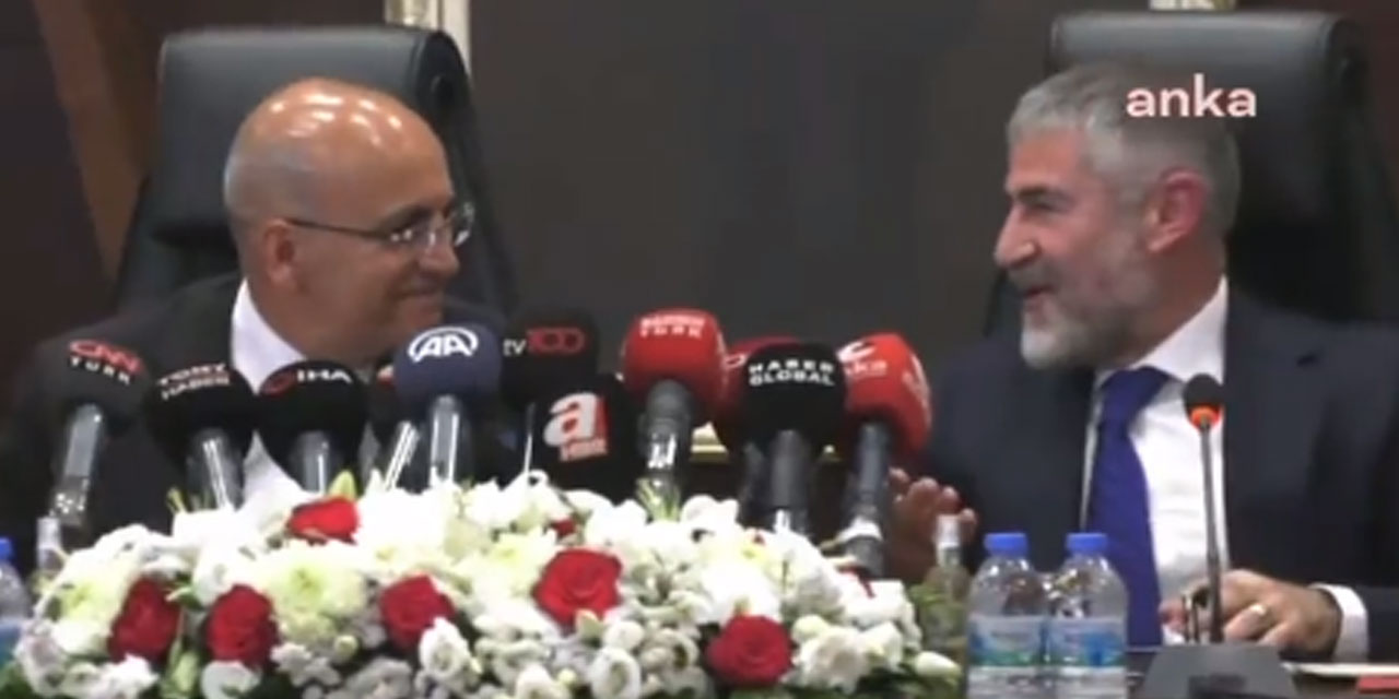 Nureddin Nebati Görevi Devretti Derin Bir 'Oh' Çekti! İşte O Anlar...