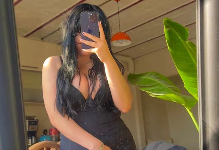 'Dul ve özgür bir kadın' diyerek annesine müstehcen sitede hesap açıp tepki çeken Türk kızı konuştu!