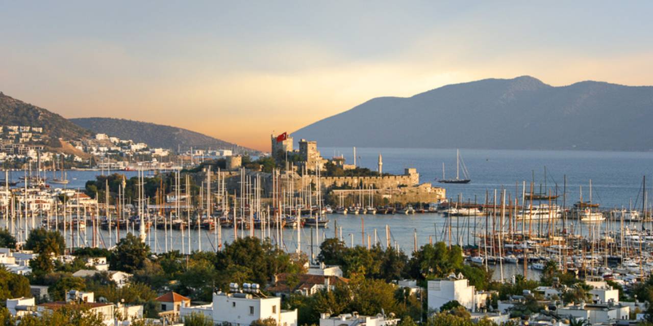 Bodrum'da denize girmek euro tarifesiyle: 5 bin TL isteyen var