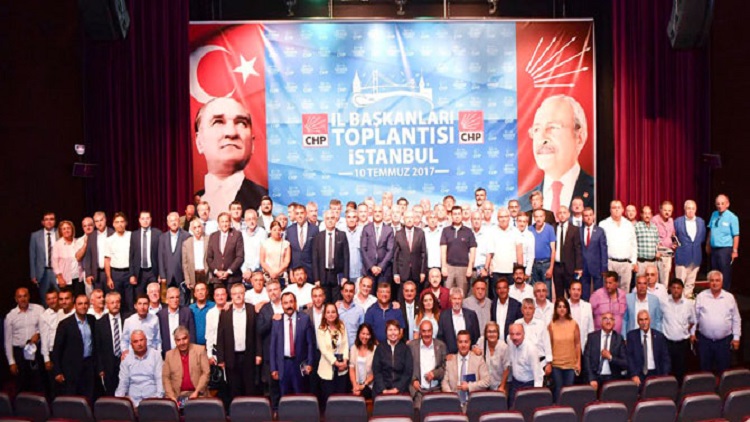 Kemal Kılıçdaroğlu 81 il başkanıyla bir araya geldi