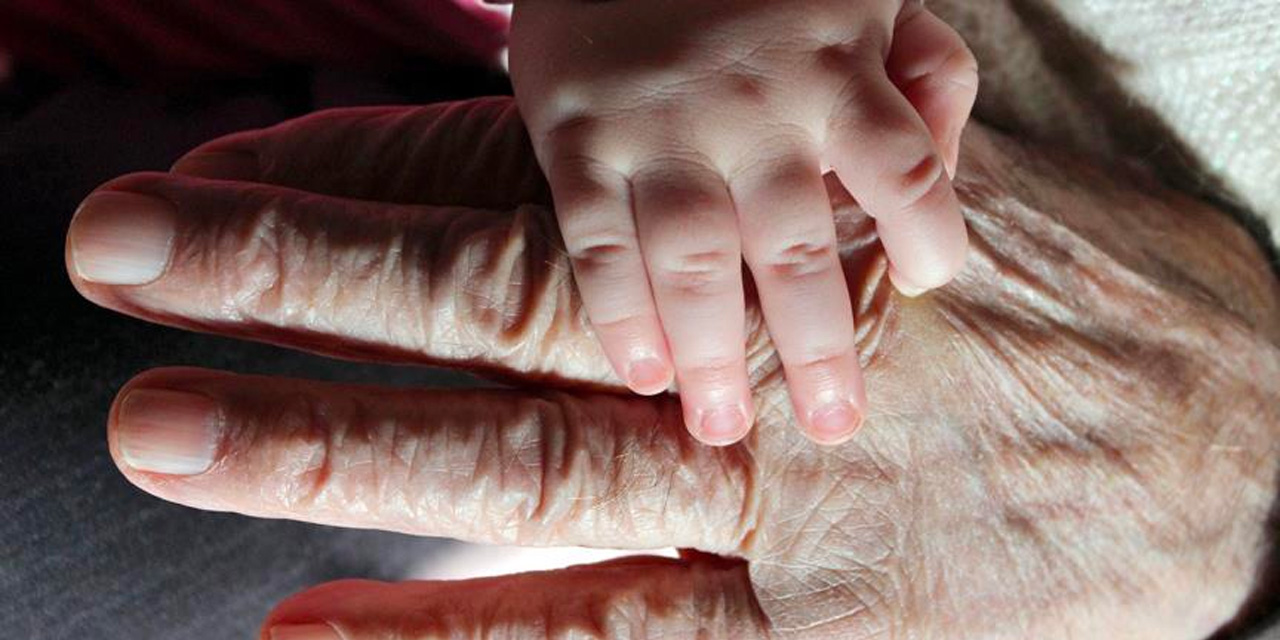 Bilim insanları, yaşlanmayı yavaşlatan "yaşam iksirini" keşfetti