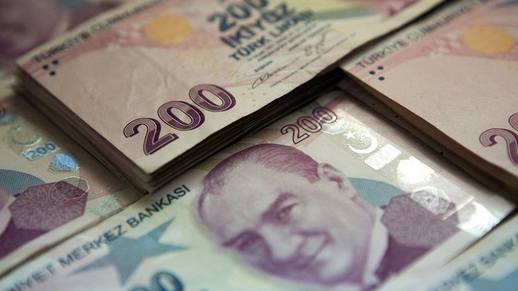 Ekonomistlerden uyarı: Liranın değer kaybı...