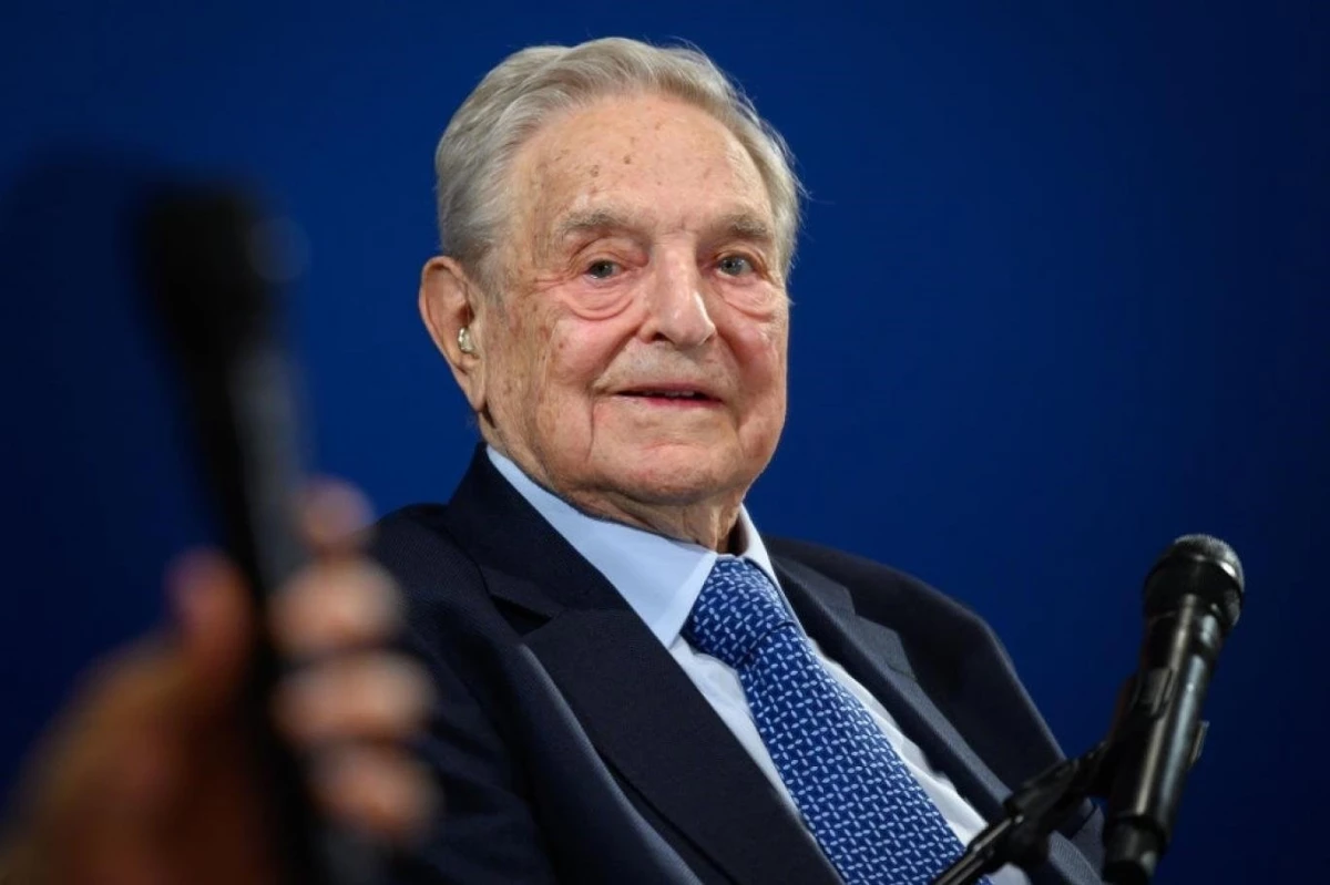 Soros, 25 milyar dolarlık servetini oğluna teslim etti