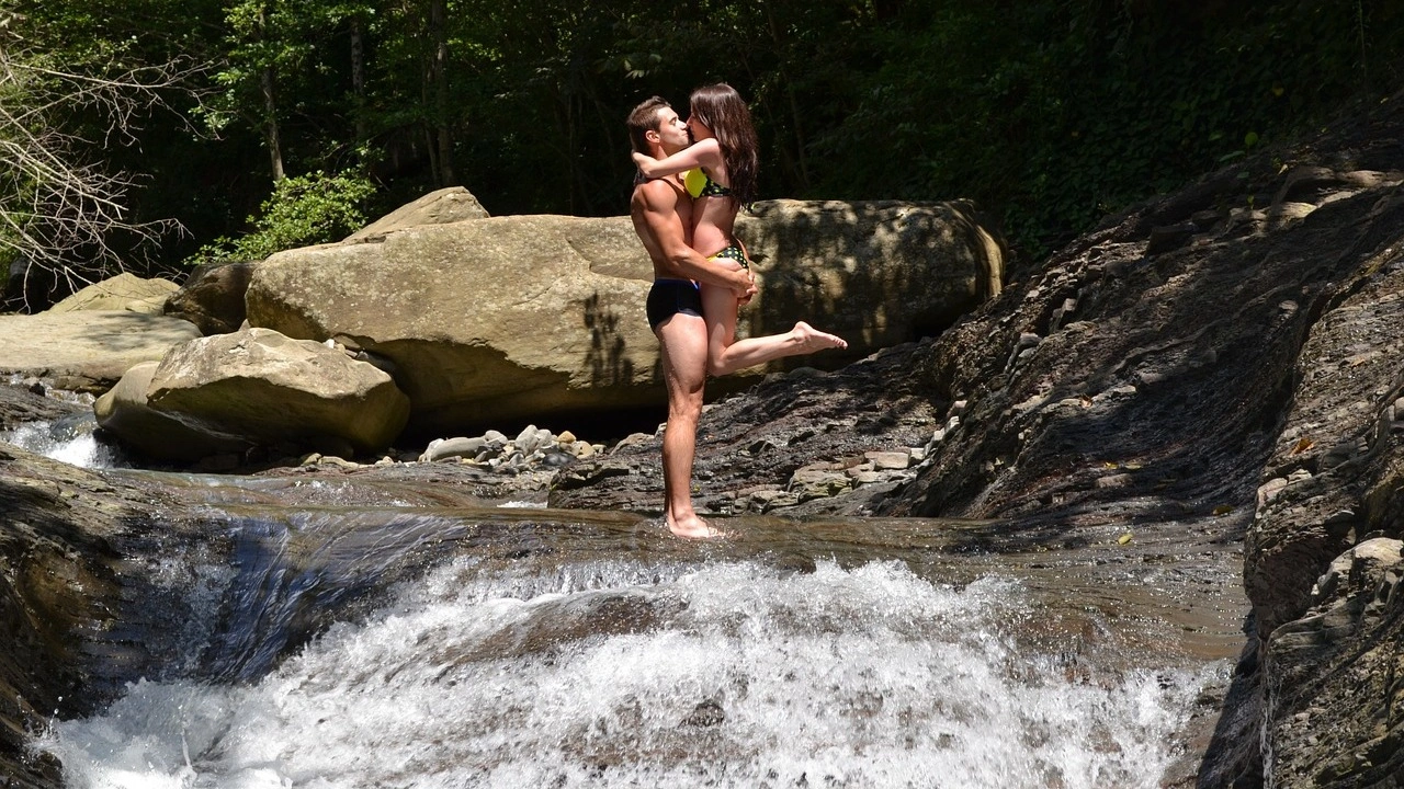 Halk şikayet etti belediye karar aldı: Seks yapmak yasak