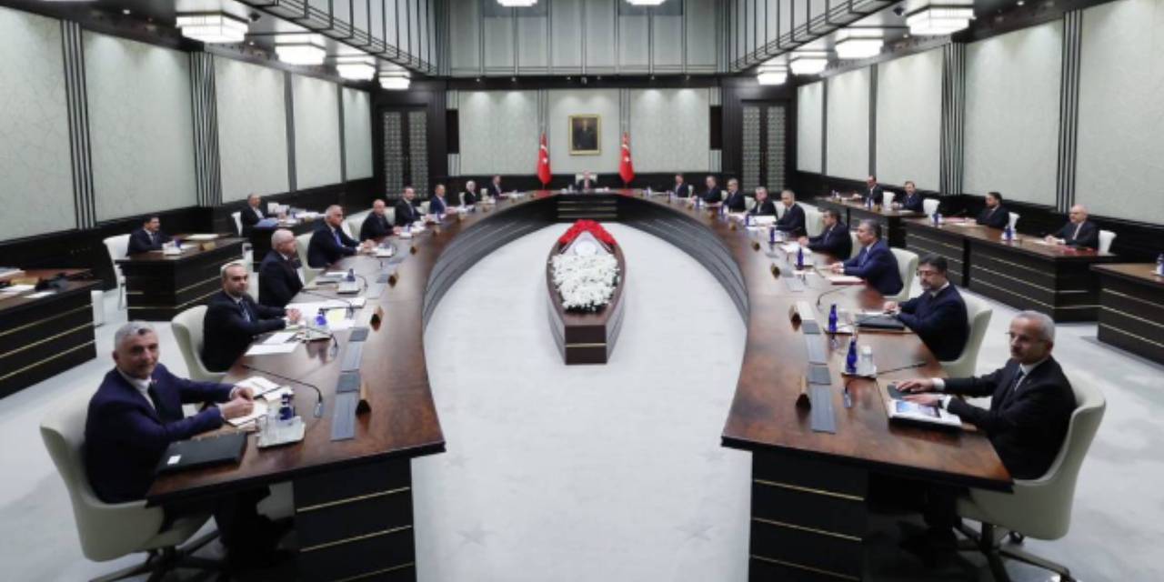 Yeni kabine, ikinci kez toplanıyor! Masada asgari ücret var