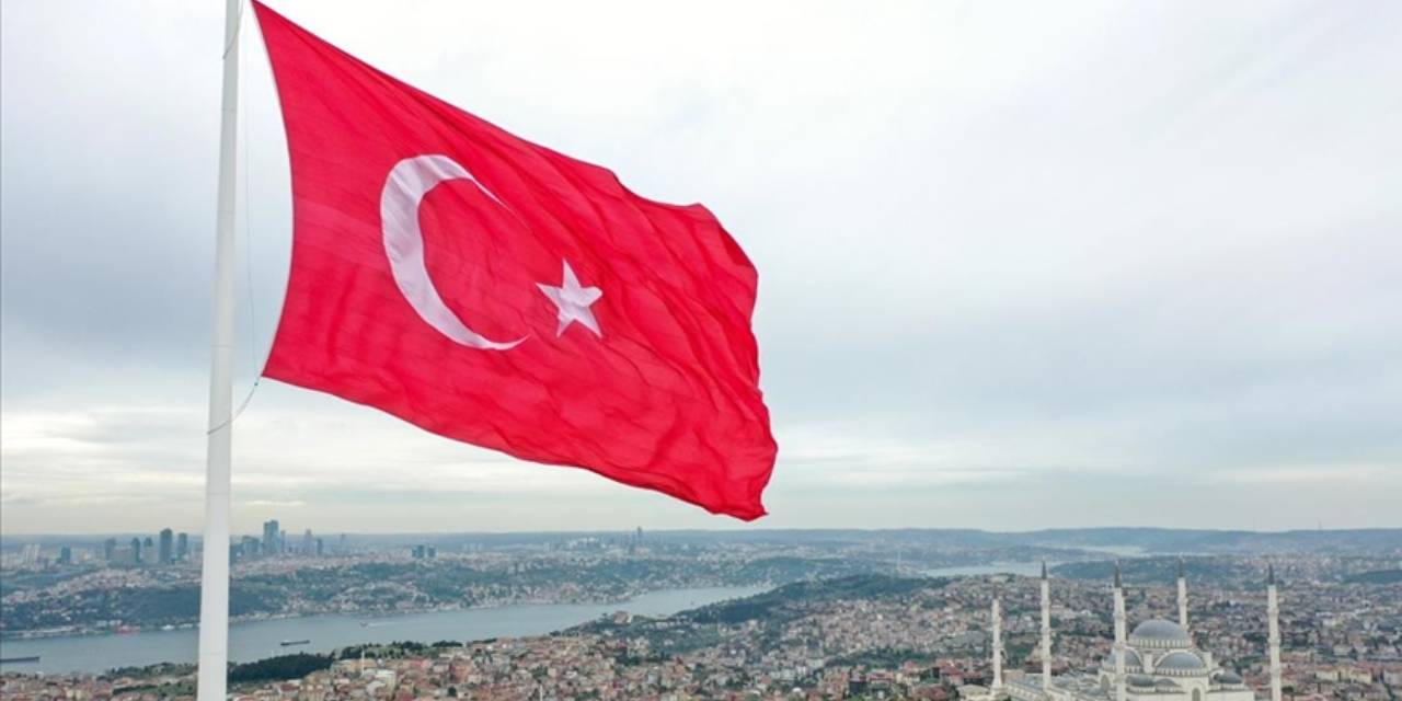 Hangi İlçeler İl Olacak? İl Olması Beklenen İller!